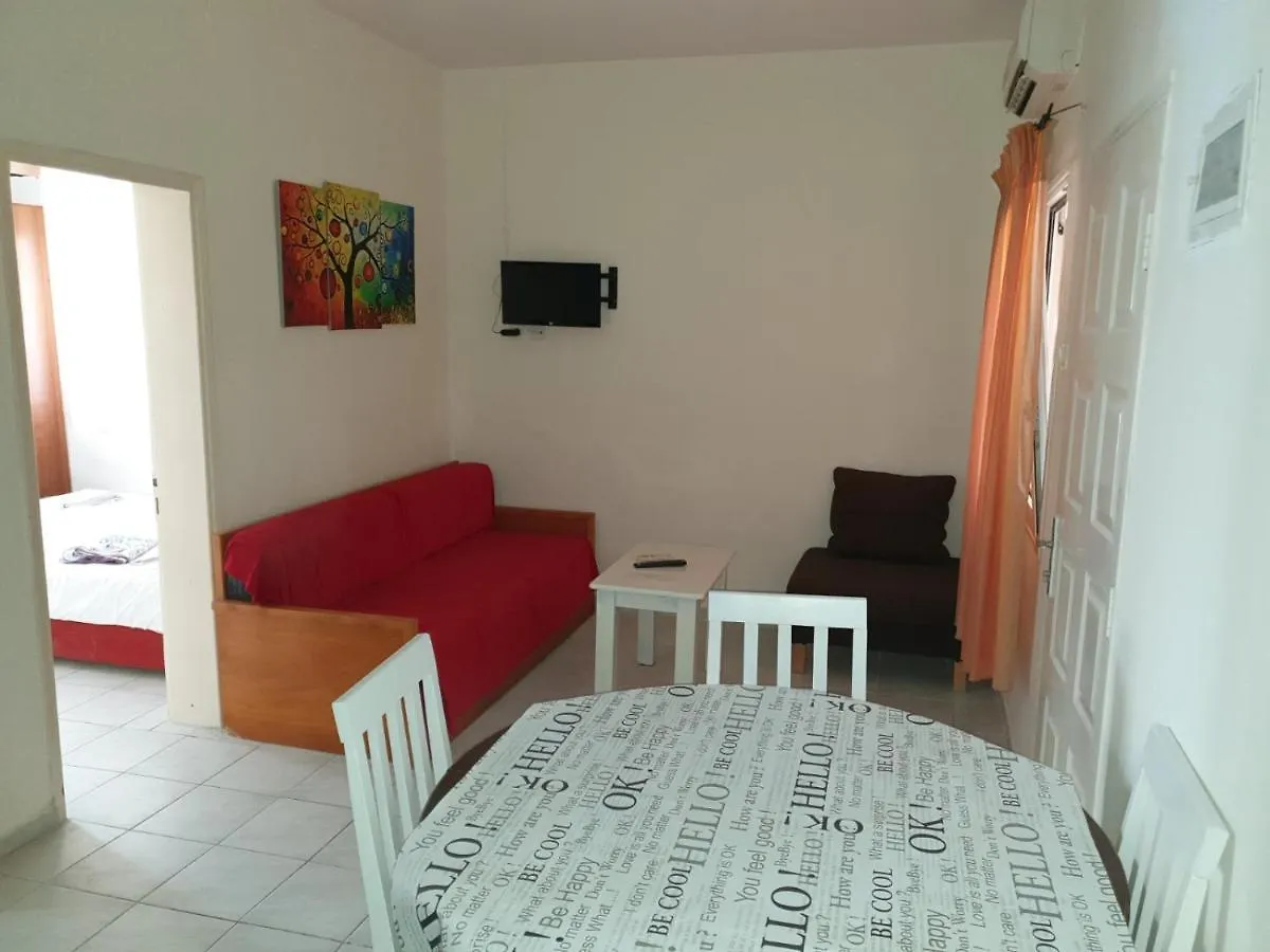 Ta Apartment