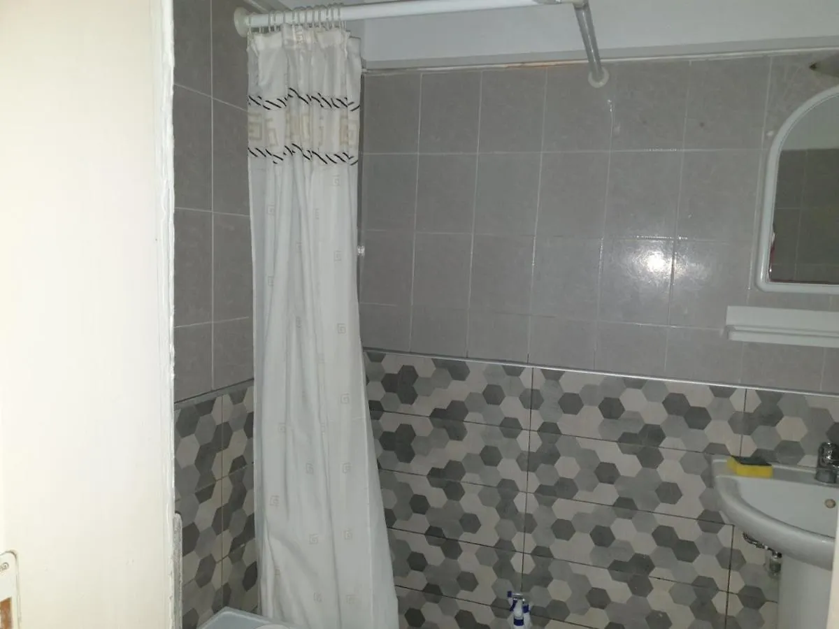Ta Apartment